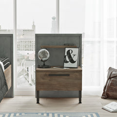 Élégante table de chevet suspendue ETHER avec structure acier LeBoMeuble