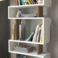 Zoom sur les étagères ouvertes de la bibliothèque Eleva