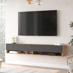 Meuble TV suspendu gris et bois clair dans un salon moderne